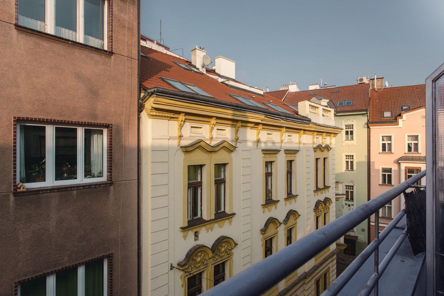 Pronájem bytu  33 m², Kozácká, Praha, Praha