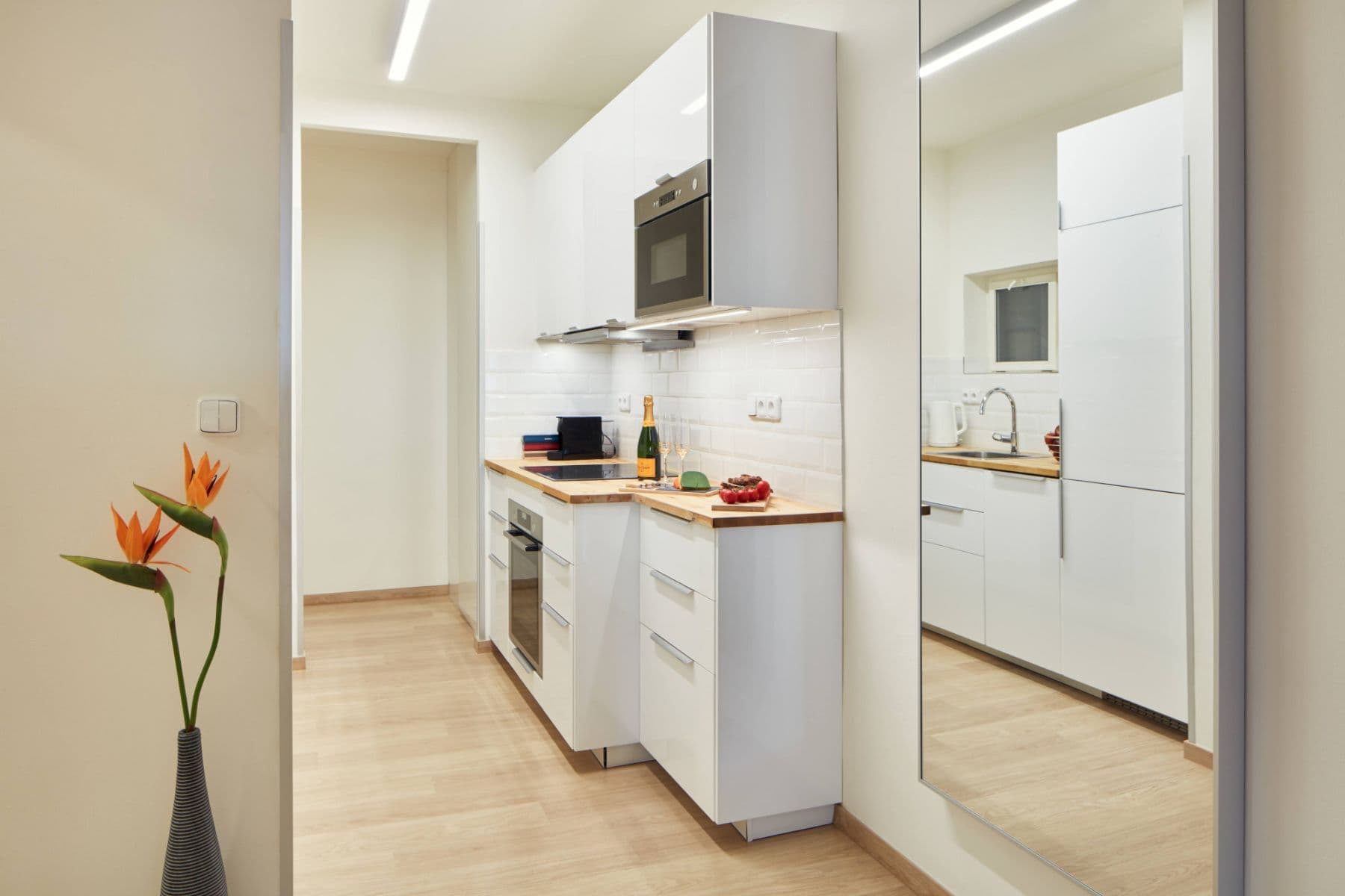 Pronájem bytu  75 m², Karlova, Praha, Praha