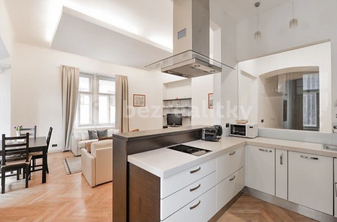 Pronájem bytu  76 m², Týnská ulička, Praha, Praha