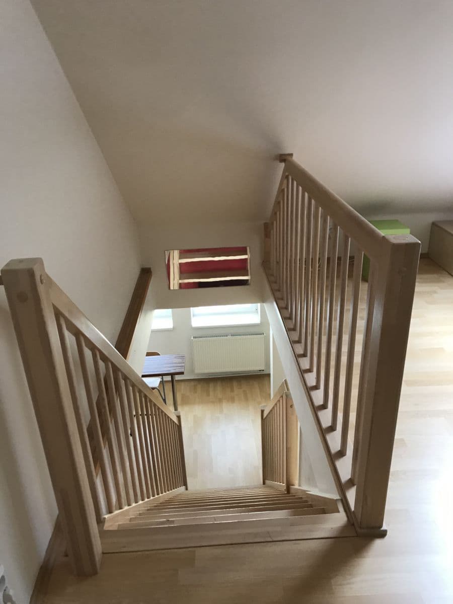 Pronájem bytu  55 m², Ovenecká, Praha, Praha