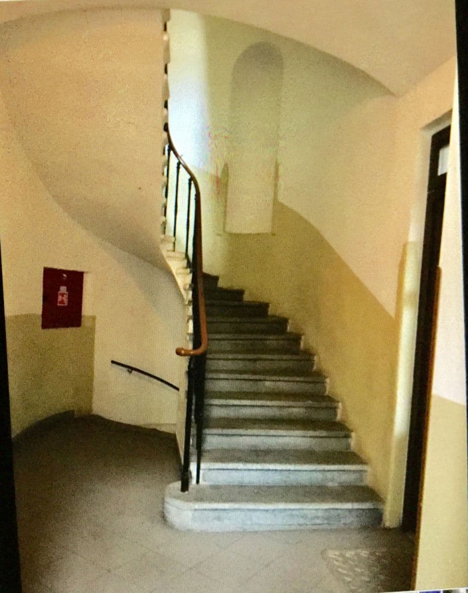 Pronájem bytu  55 m², Ovenecká, Praha, Praha