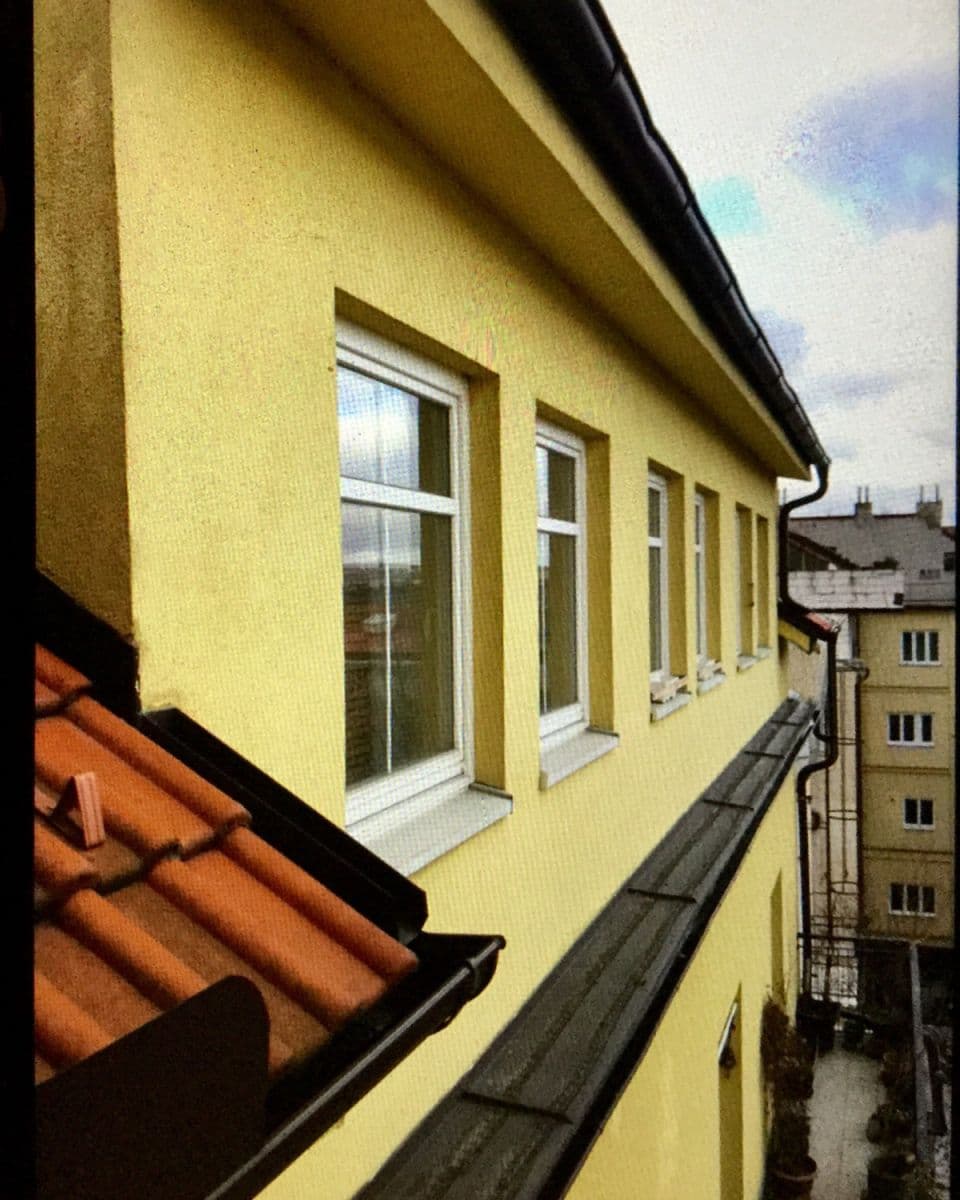 Pronájem bytu  55 m², Ovenecká, Praha, Praha