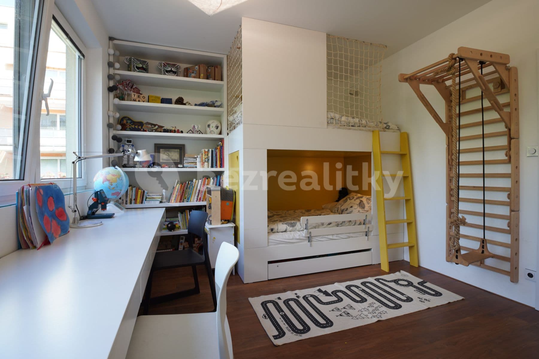Pronájem bytu  110 m², Kováříkova, Praha, Praha