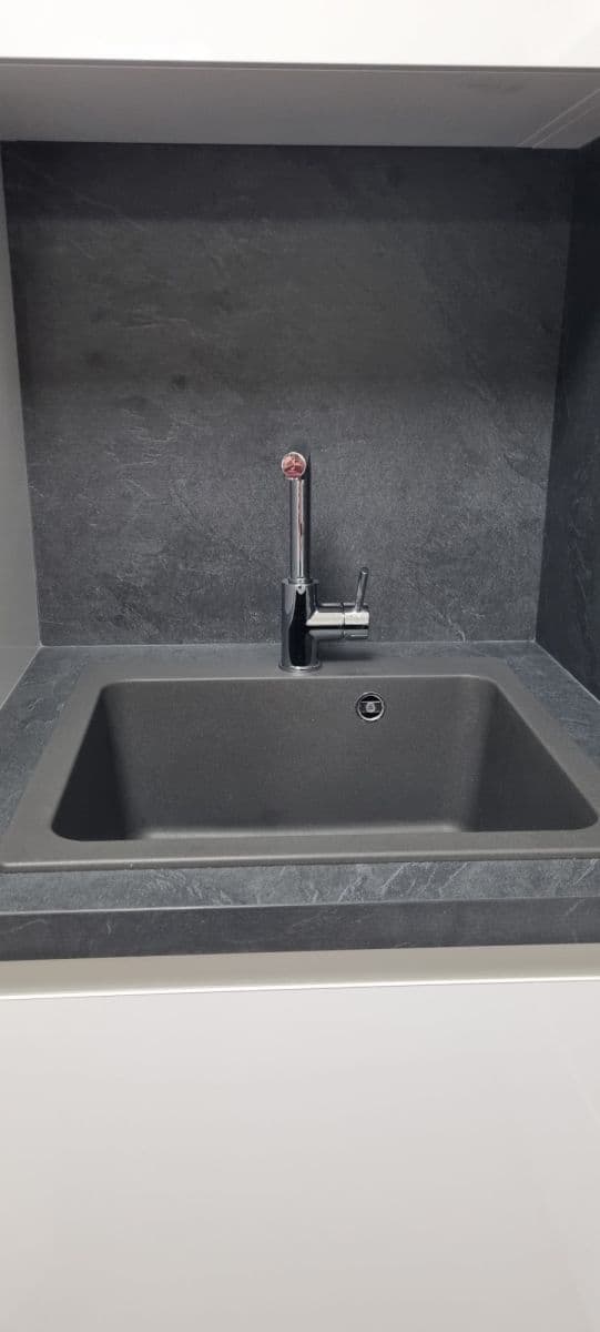 Pronájem bytu  63 m², Sokolovská, Praha, Praha