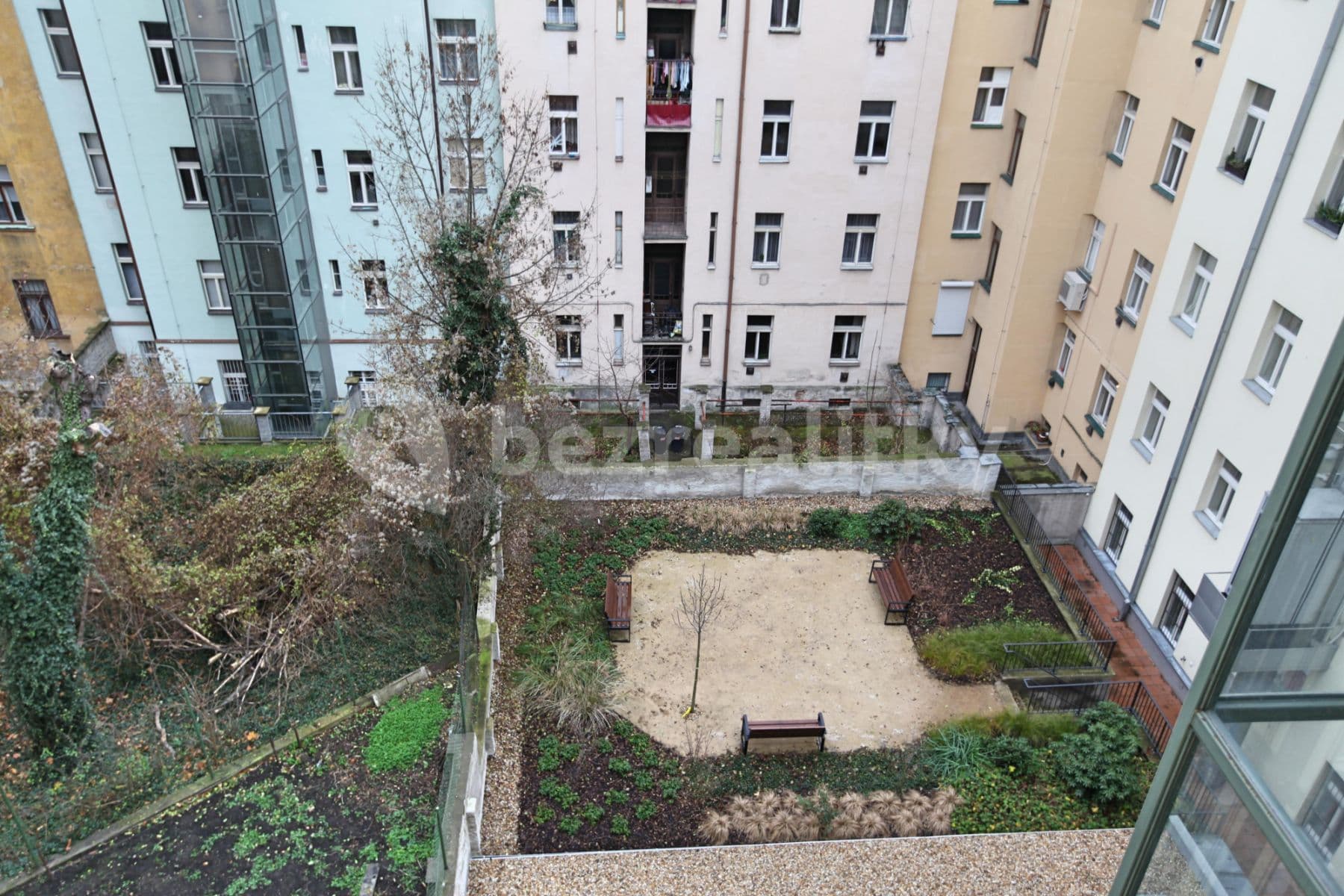 Pronájem bytu  160 m², Ruská, Praha, Praha