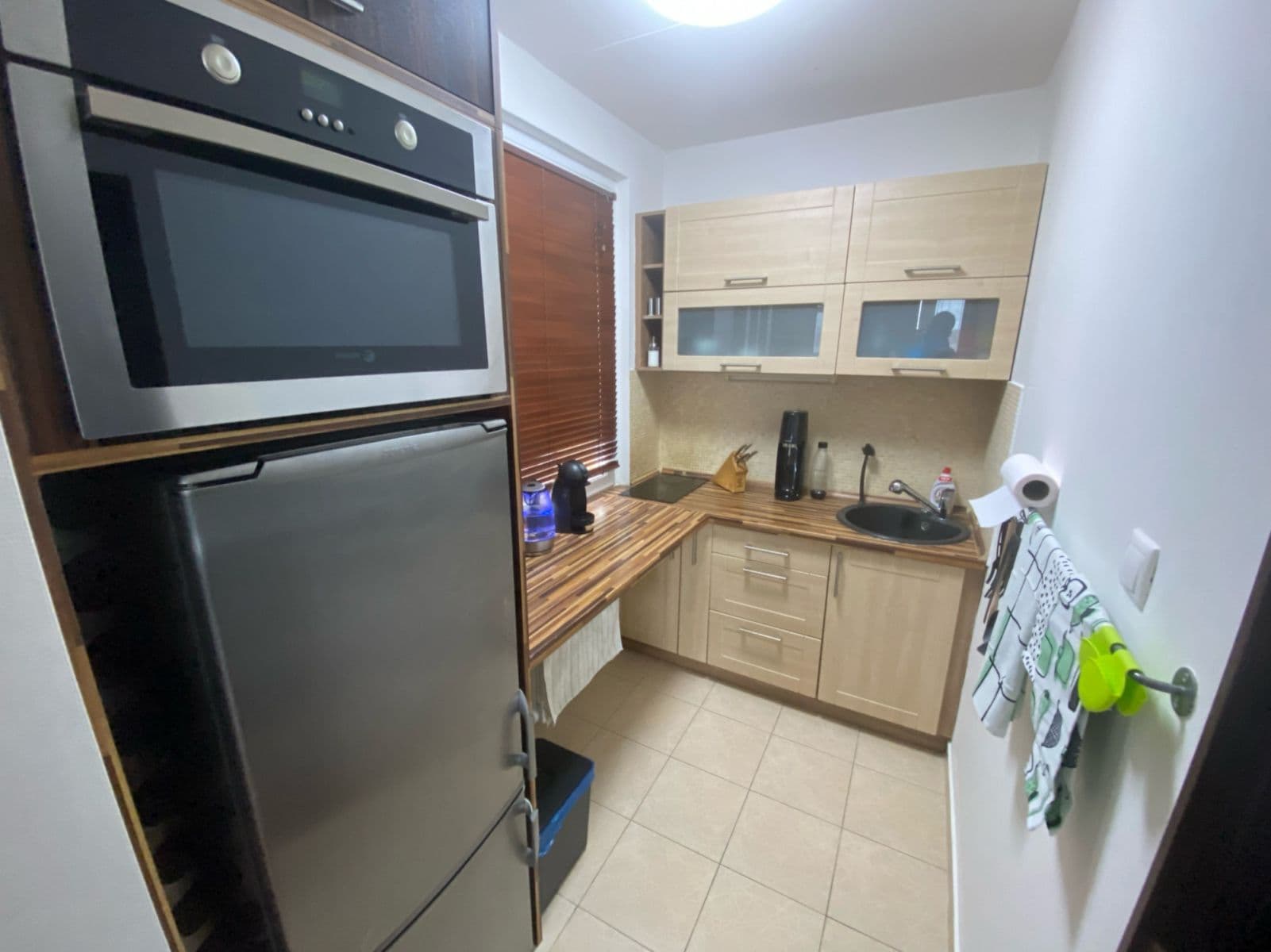 Pronájem bytu  55 m², Slévačská, Praha, Praha