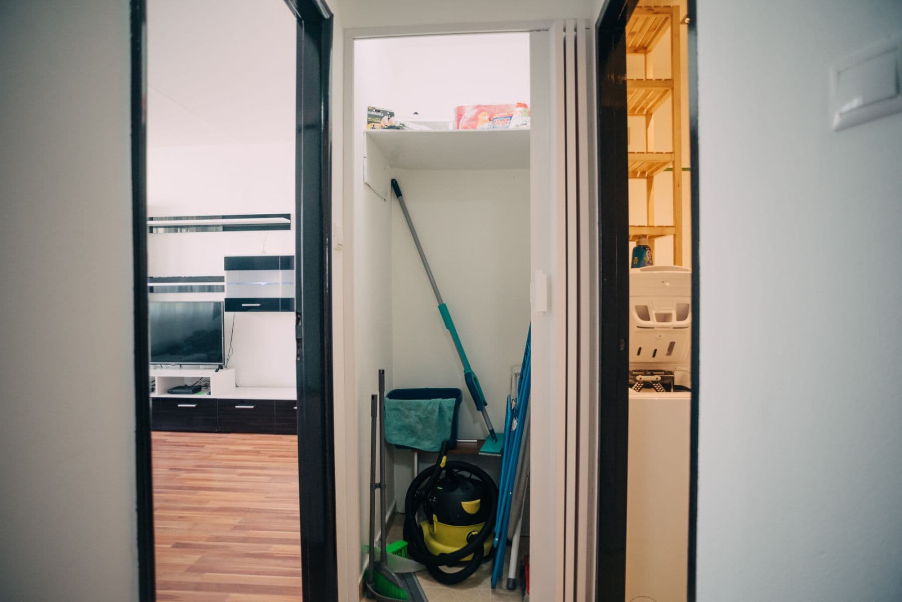 Pronájem bytu  55 m², Slévačská, Praha, Praha