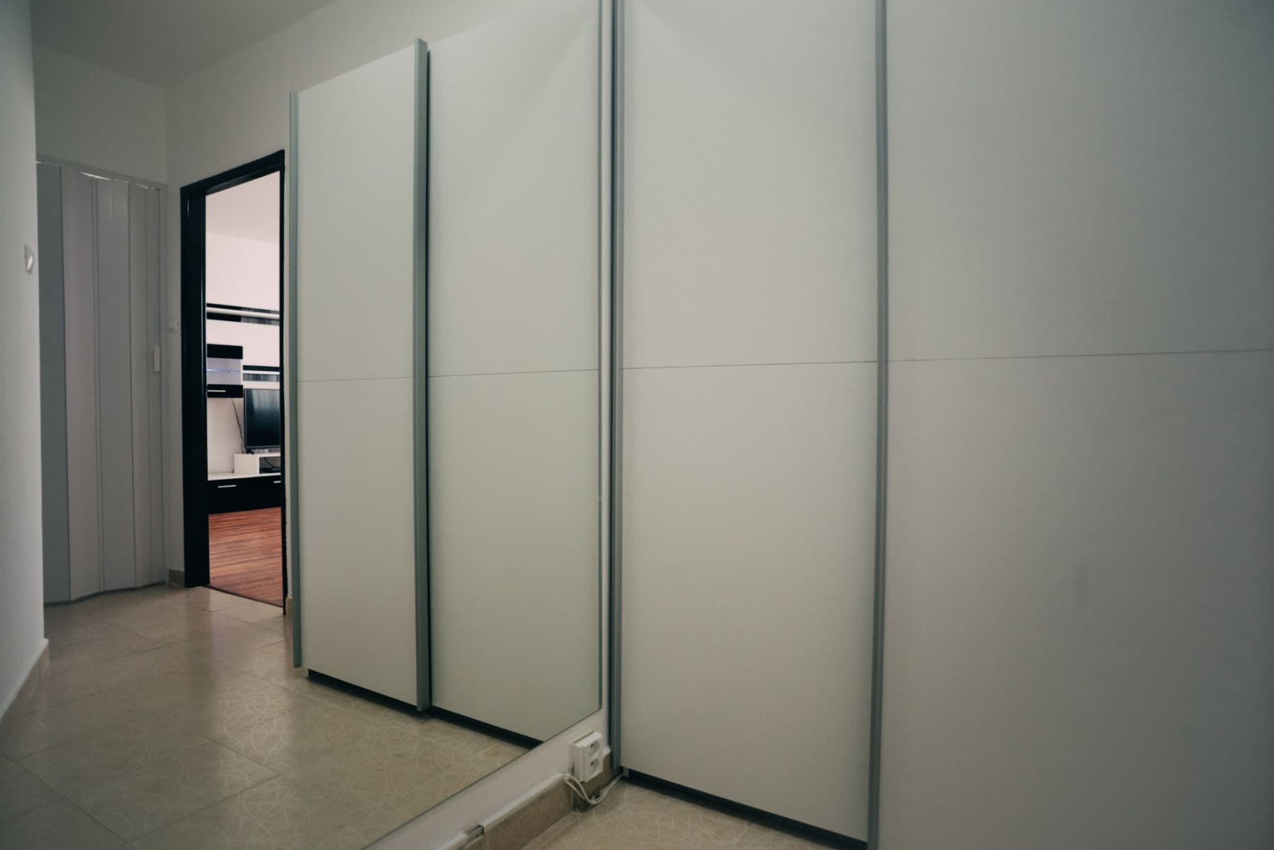 Pronájem bytu  55 m², Slévačská, Praha, Praha