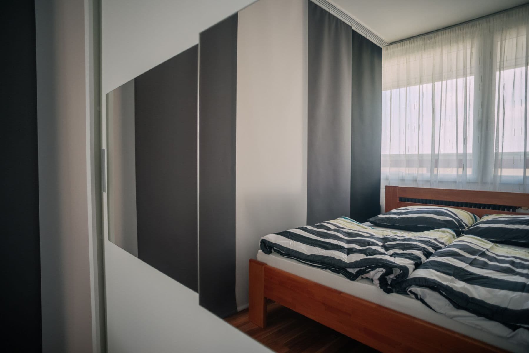 Pronájem bytu  55 m², Slévačská, Praha, Praha