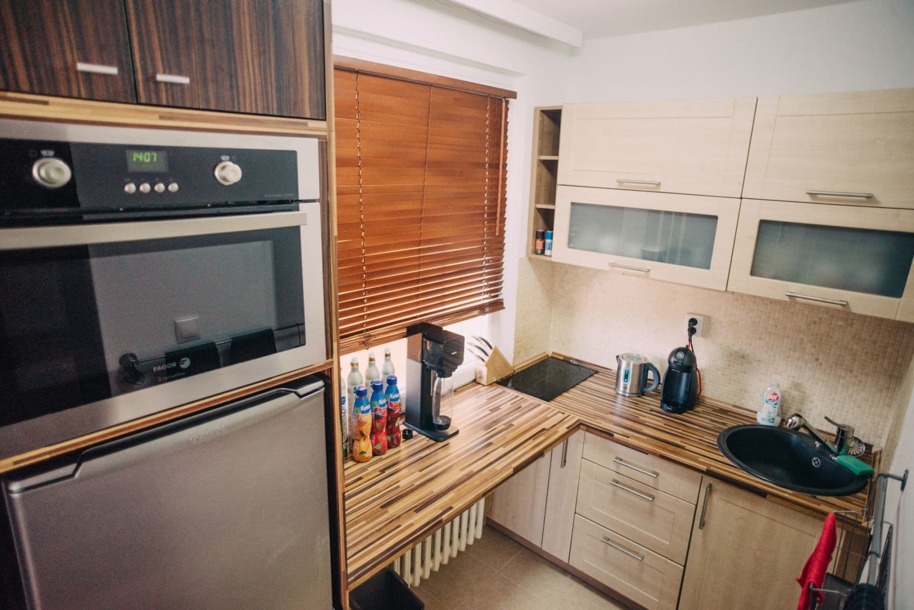 Pronájem bytu  55 m², Slévačská, Praha, Praha