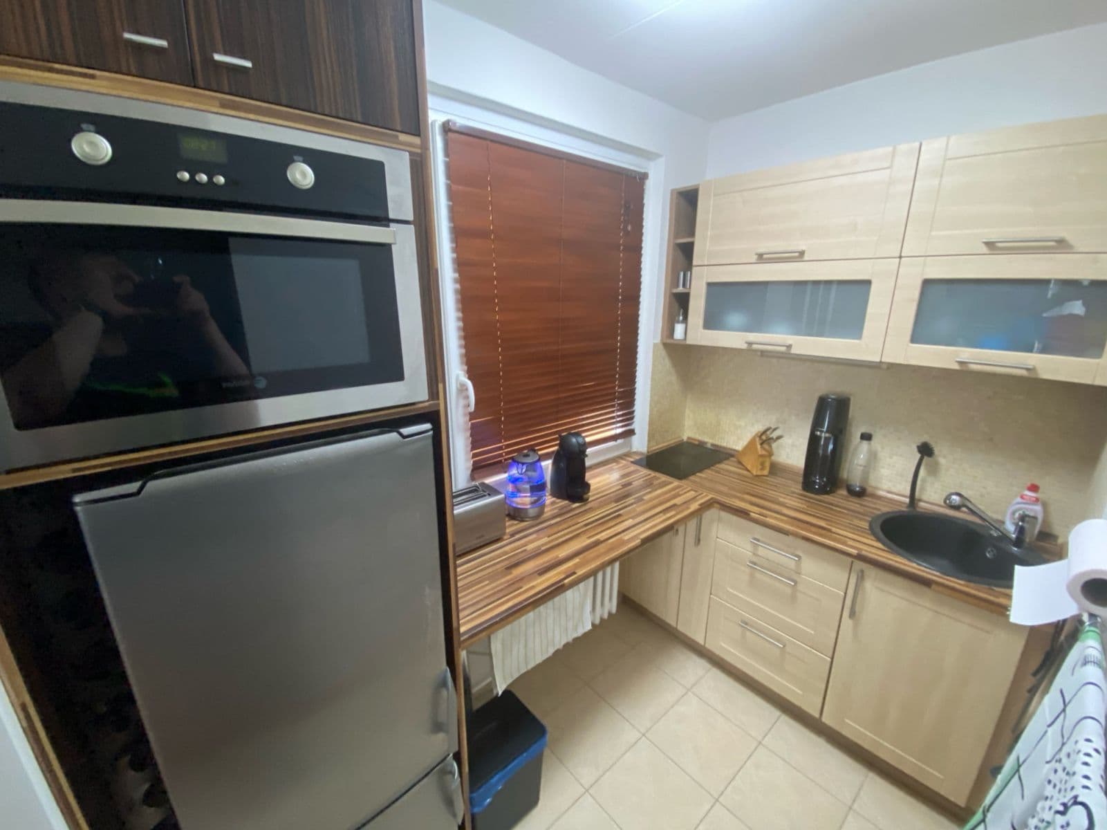 Pronájem bytu  55 m², Slévačská, Praha, Praha