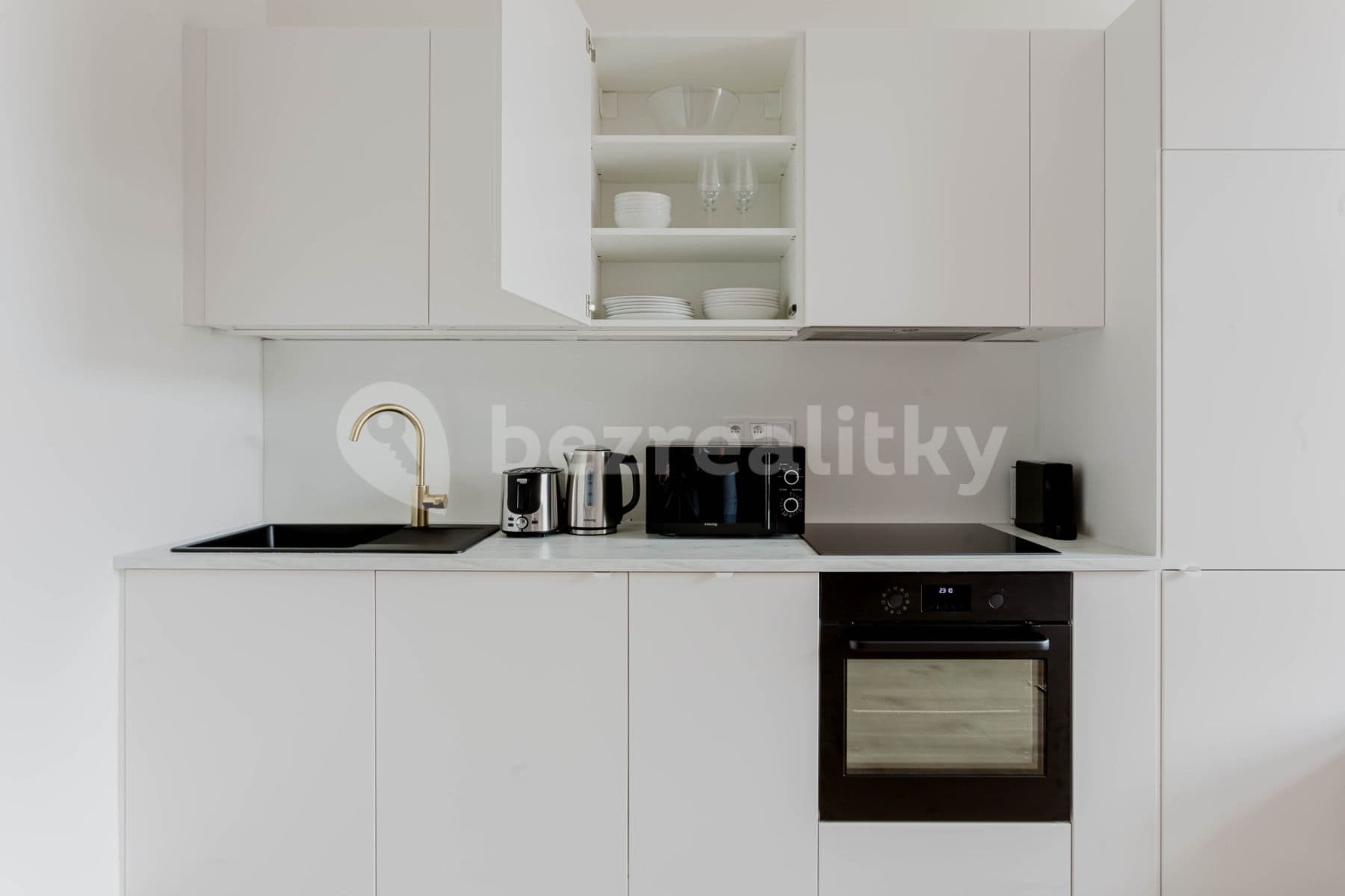 Pronájem bytu  58 m², Rostovská, Praha, Praha