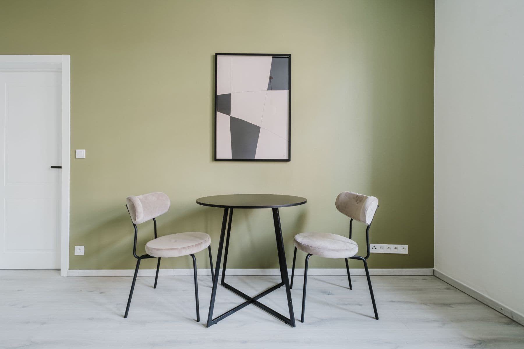 Pronájem bytu  50 m², Rostovská, Praha, Praha