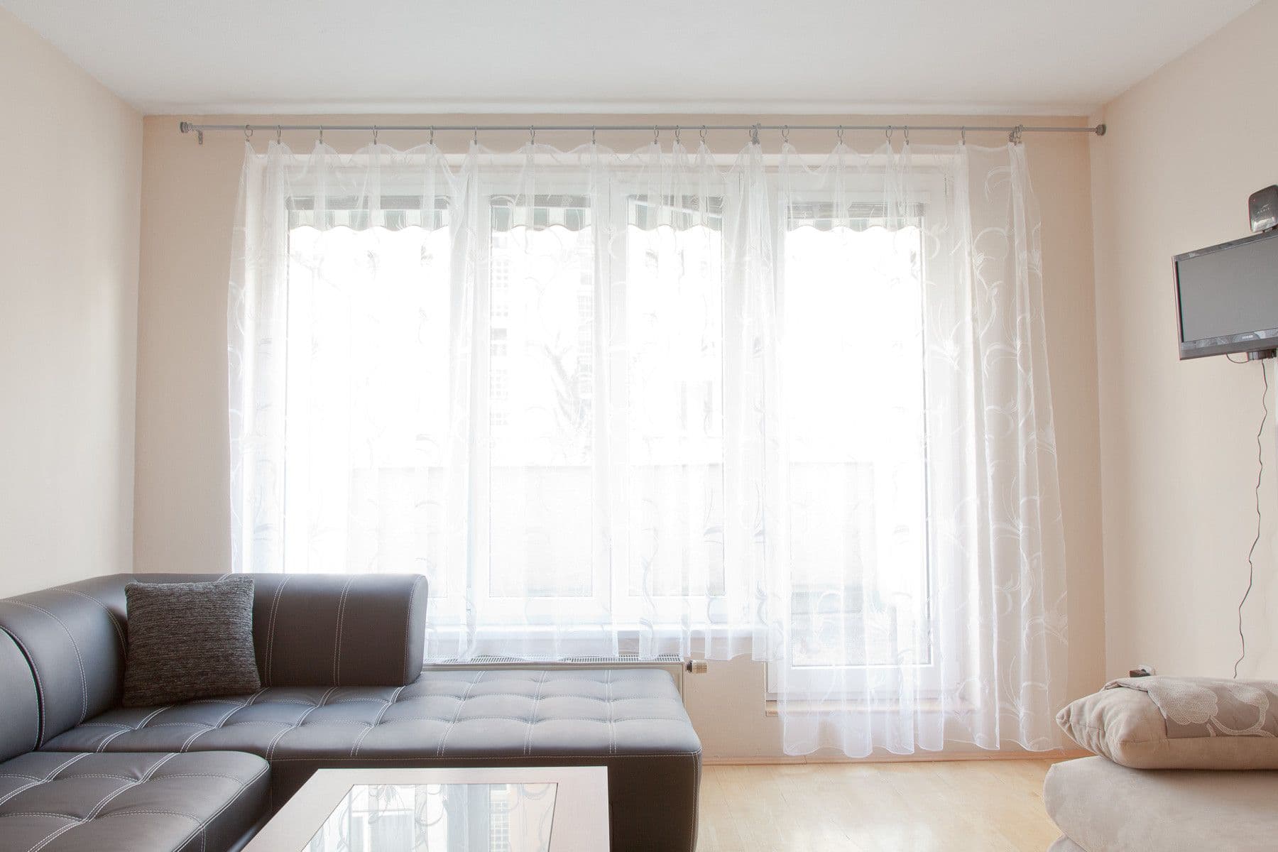 Pronájem bytu  35 m², Počernická D, Praha, Praha
