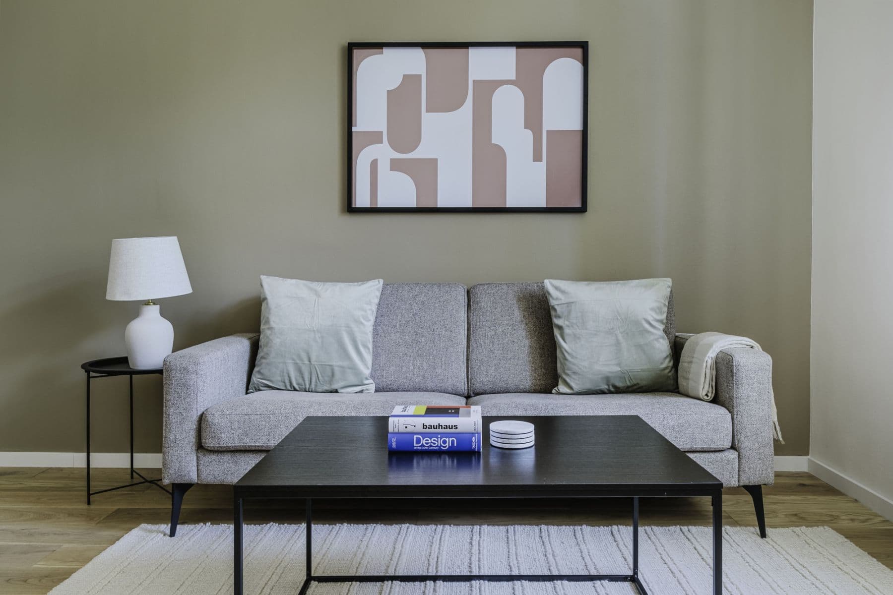 Pronájem bytu  47 m², Pisecka, Praha, Praha