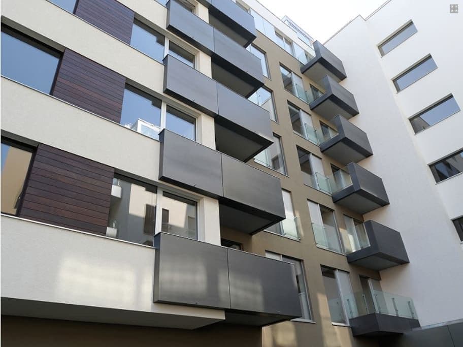 Pronájem bytu  70 m², Prokopova, Praha, Praha