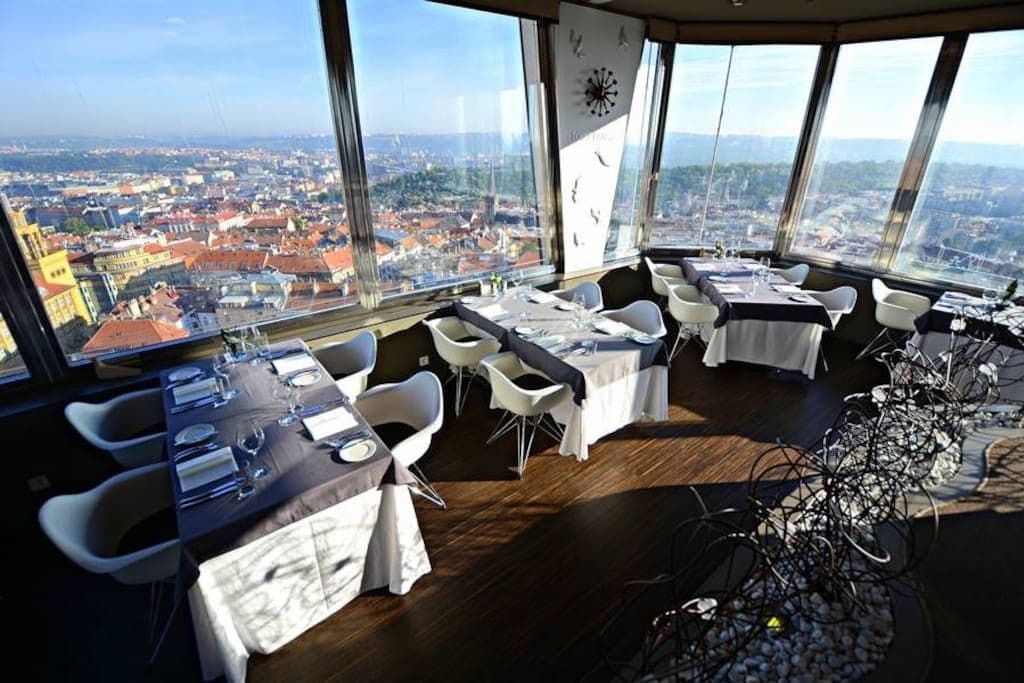 Pronájem bytu  70 m², Prokopova, Praha, Praha