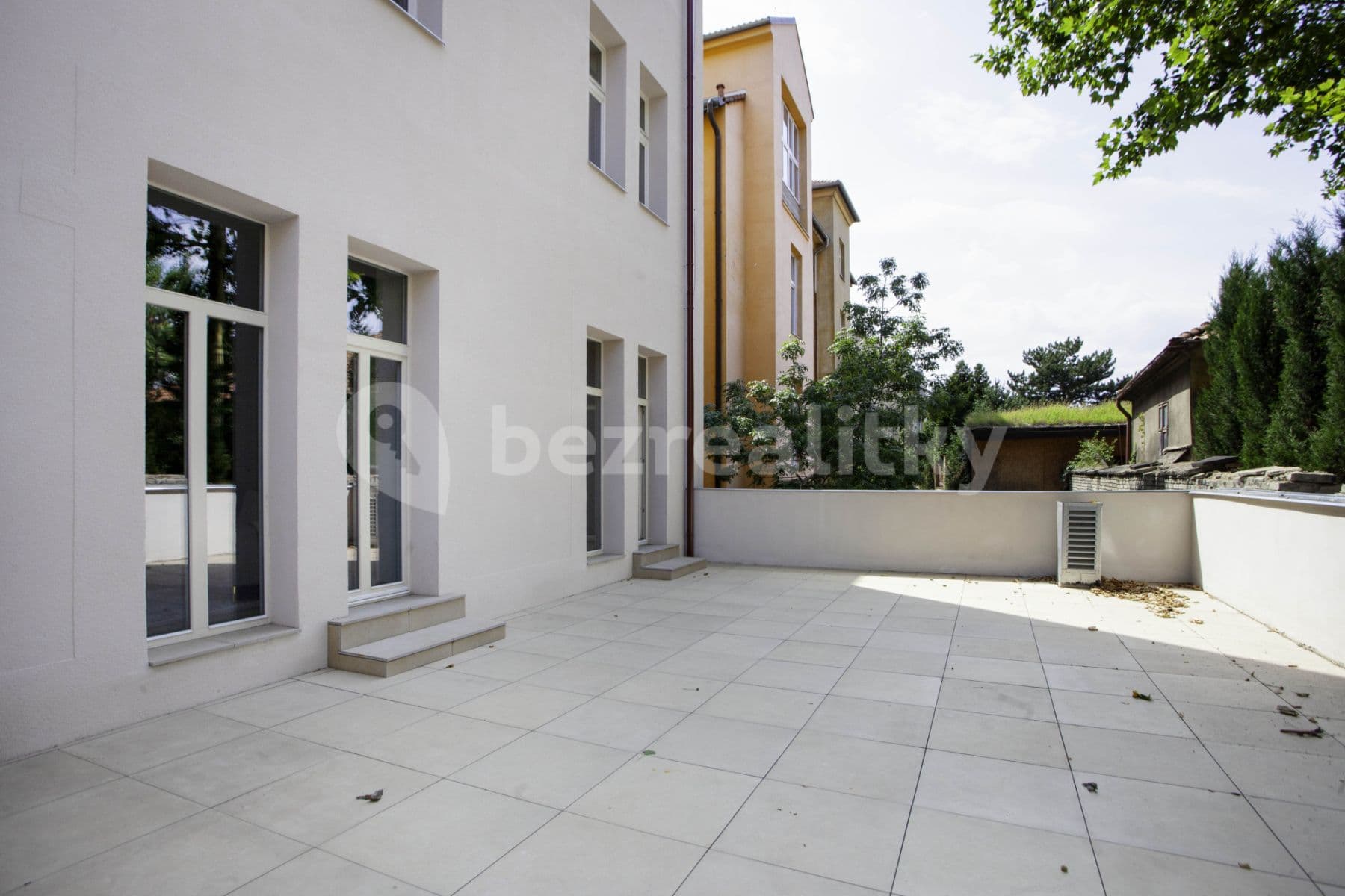 Pronájem bytu  59 m², Rostovská, Praha, Praha