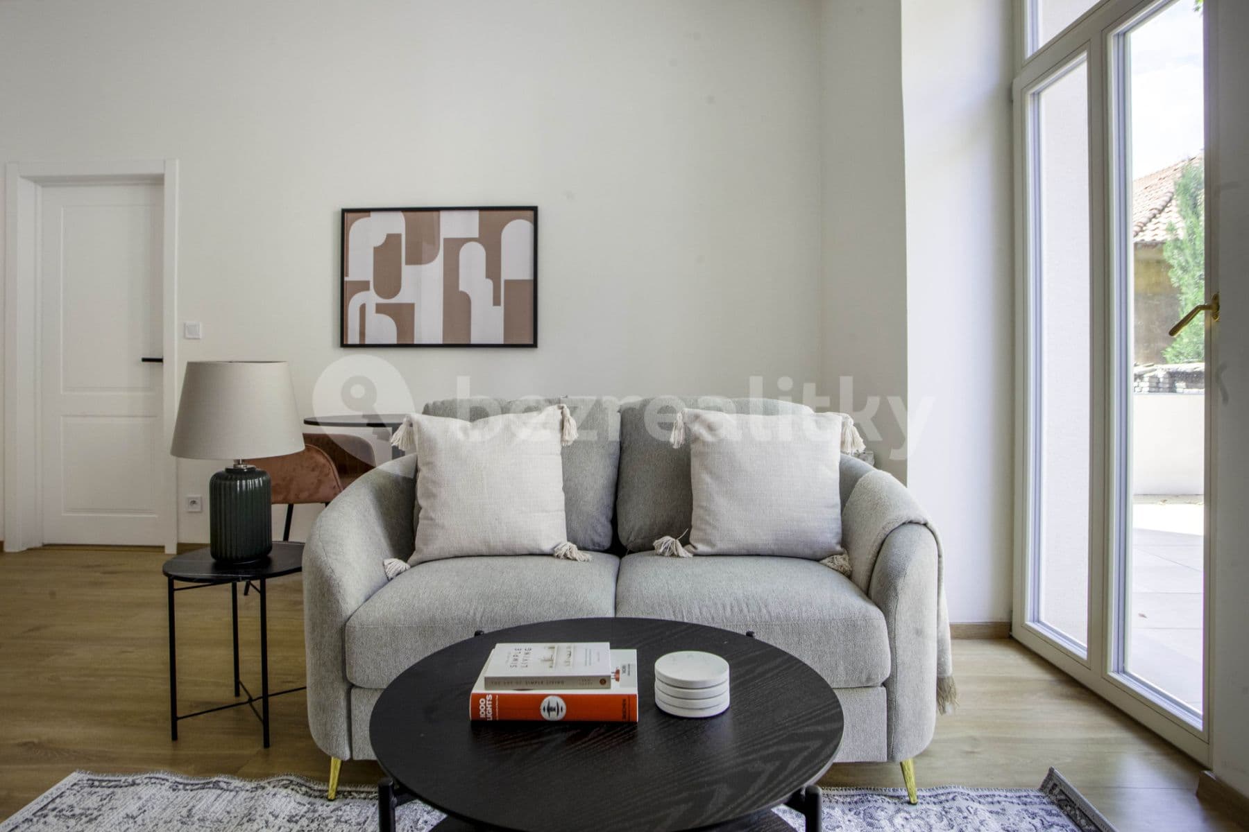Pronájem bytu  59 m², Rostovská, Praha, Praha