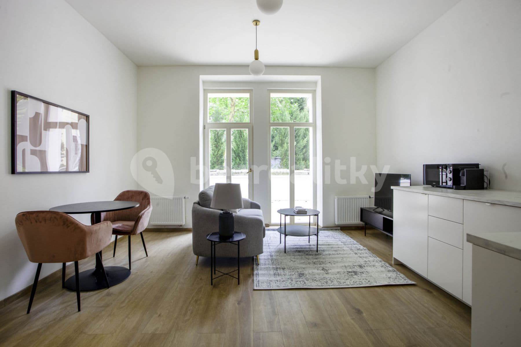 Pronájem bytu  59 m², Rostovská, Praha, Praha