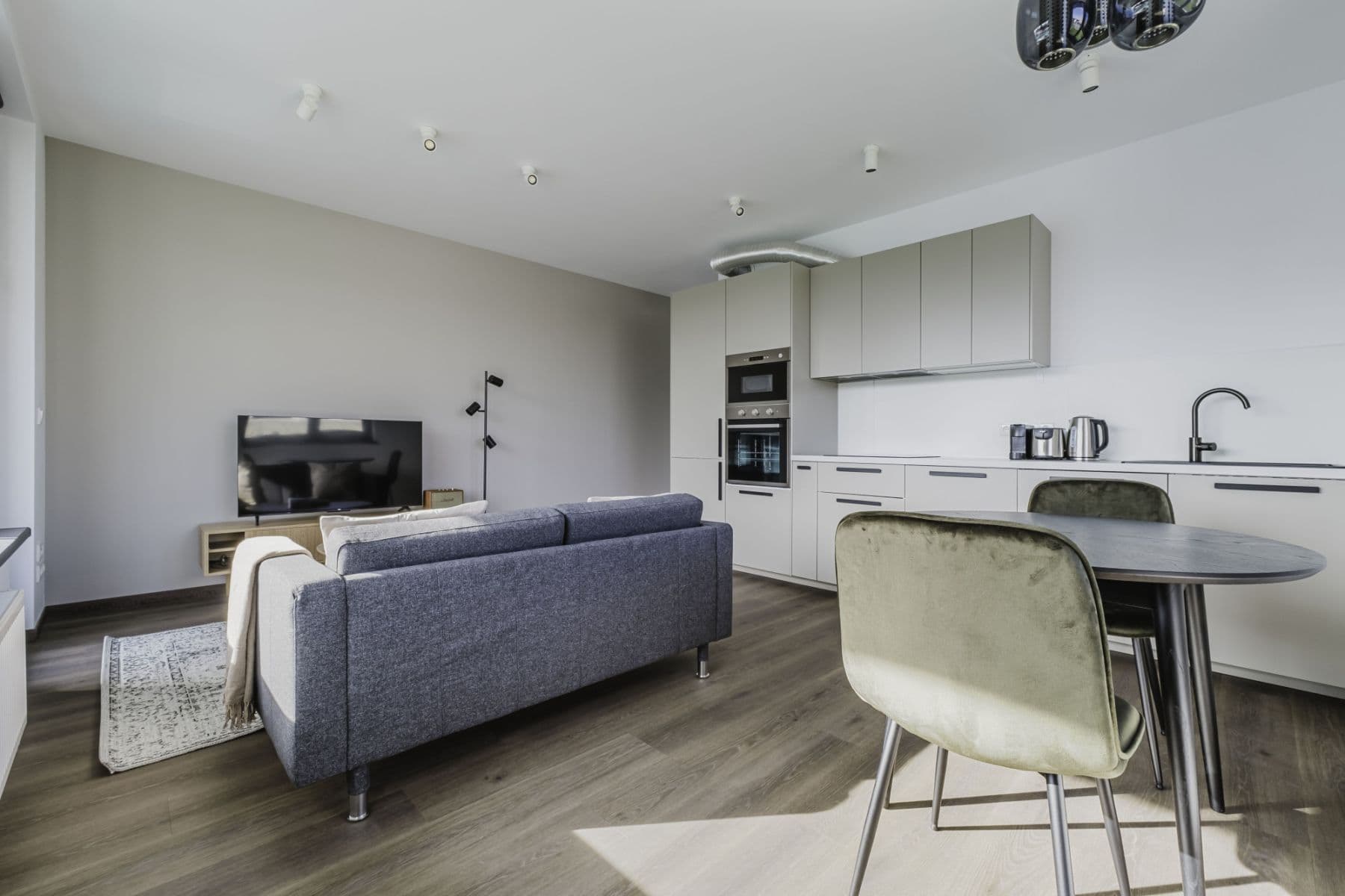 Pronájem bytu  51 m², Olgy Havlové, Praha, Praha