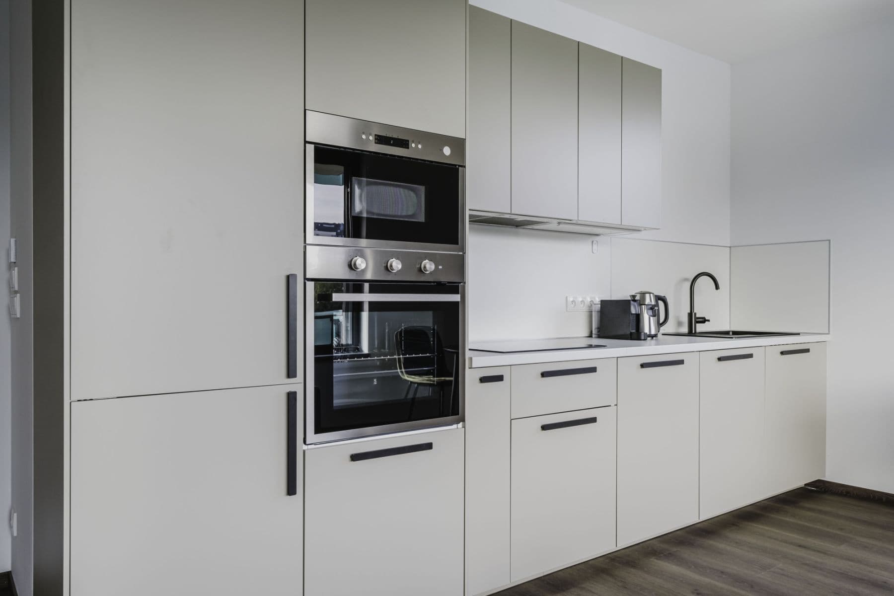 Pronájem bytu  51 m², Olgy Havlové, Praha, Praha