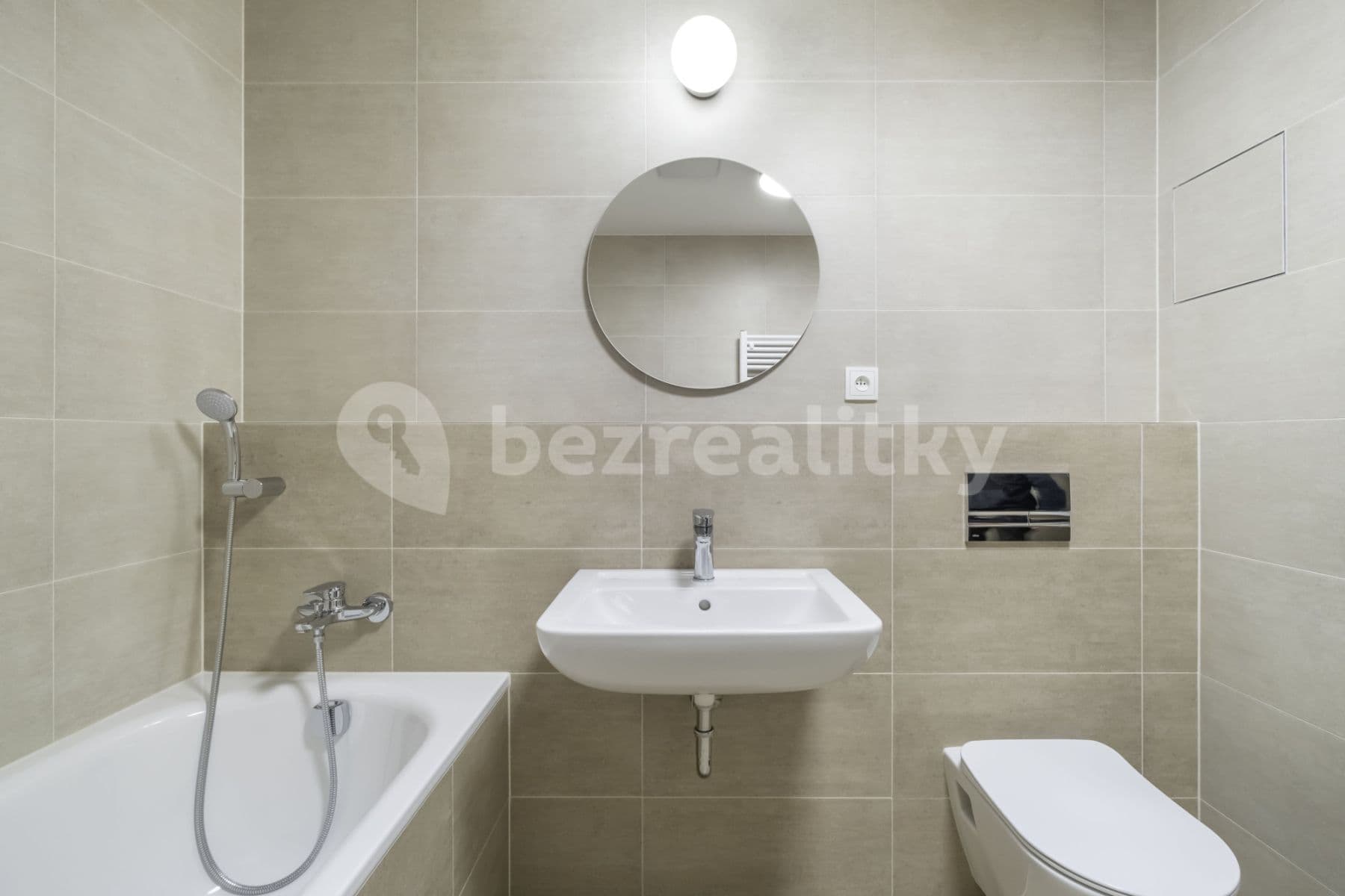 Pronájem bytu  32 m², Olgy Havlové, Praha, Praha