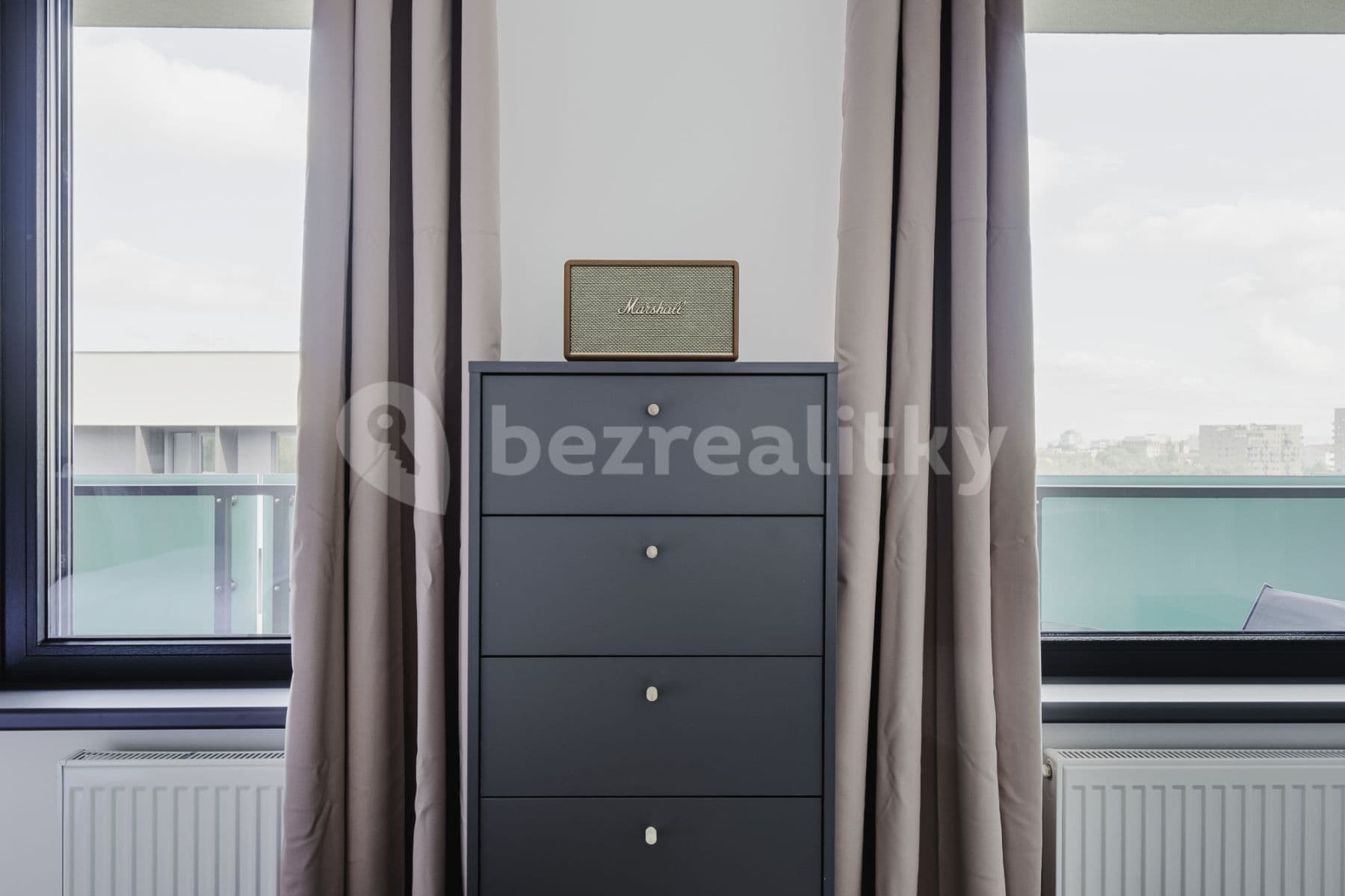 Pronájem bytu  32 m², Olgy Havlové, Praha, Praha