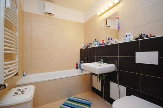 Pronájem bytu  40 m², Nad Přehradou, Praha, Praha