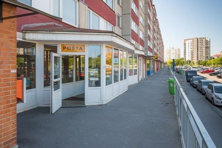 Pronájem bytu  40 m², Nad Přehradou, Praha, Praha