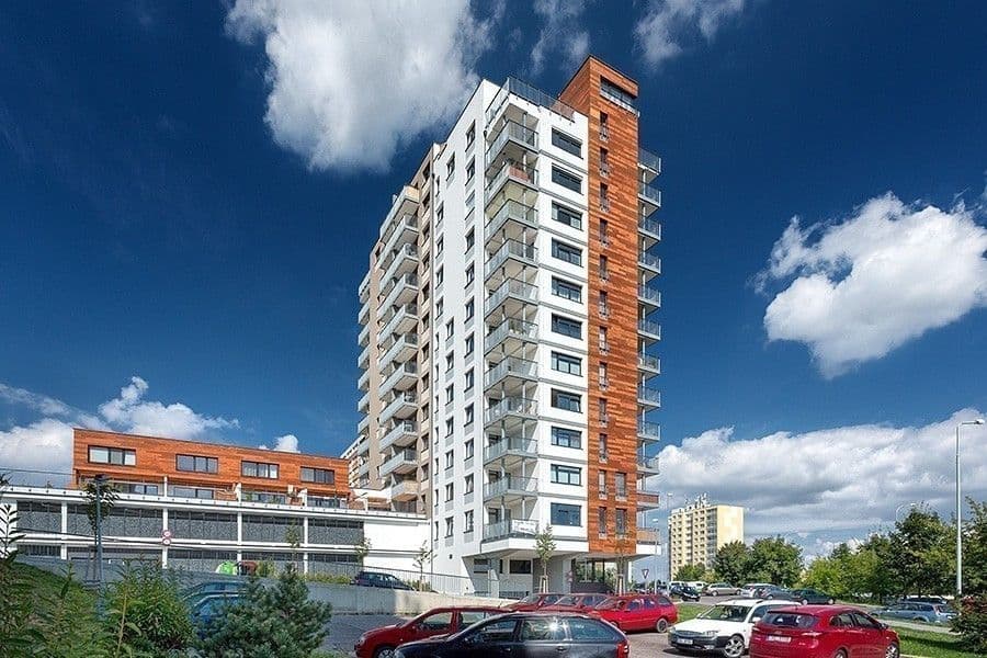 Pronájem bytu  40 m², Nad Přehradou, Praha, Praha