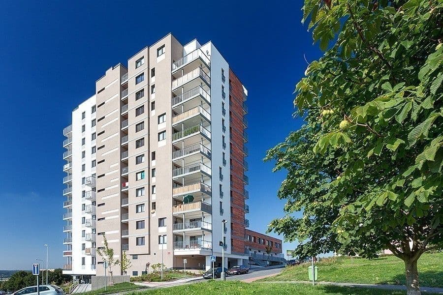 Pronájem bytu  40 m², Nad Přehradou, Praha, Praha