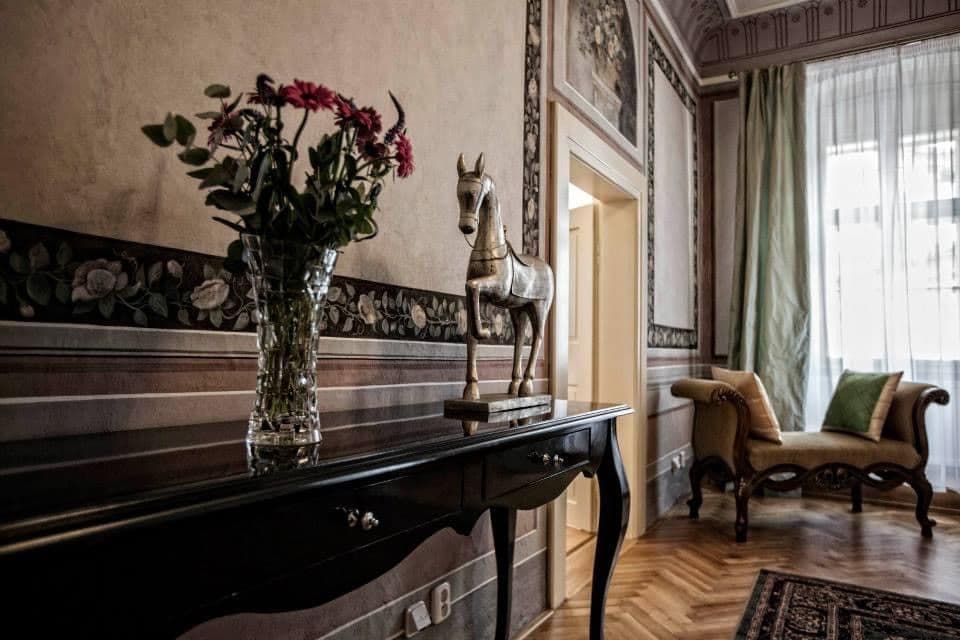 Pronájem bytu  130 m², Michalská, Praha, Praha