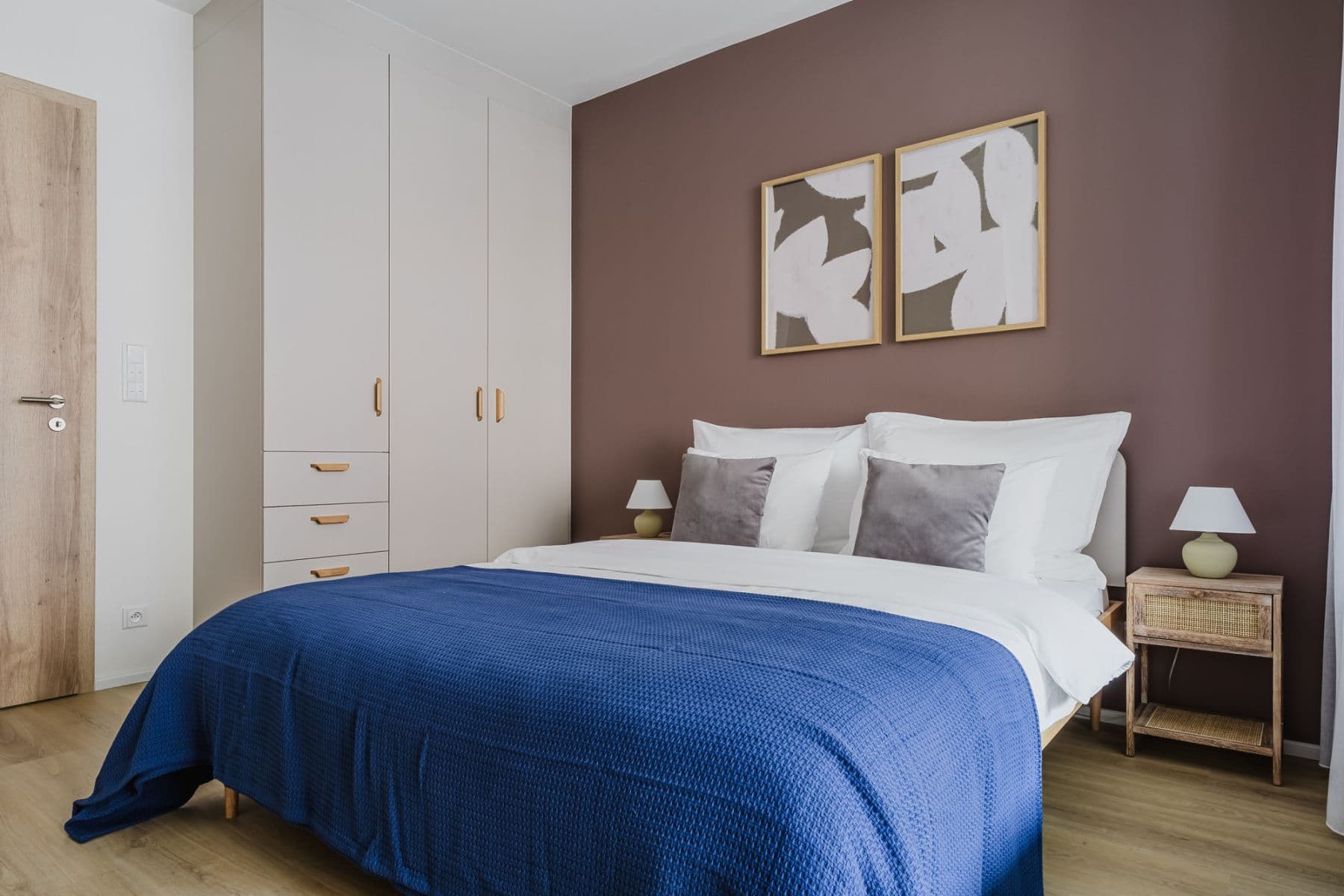 Pronájem bytu  58 m², Vrbenského, Praha, Praha