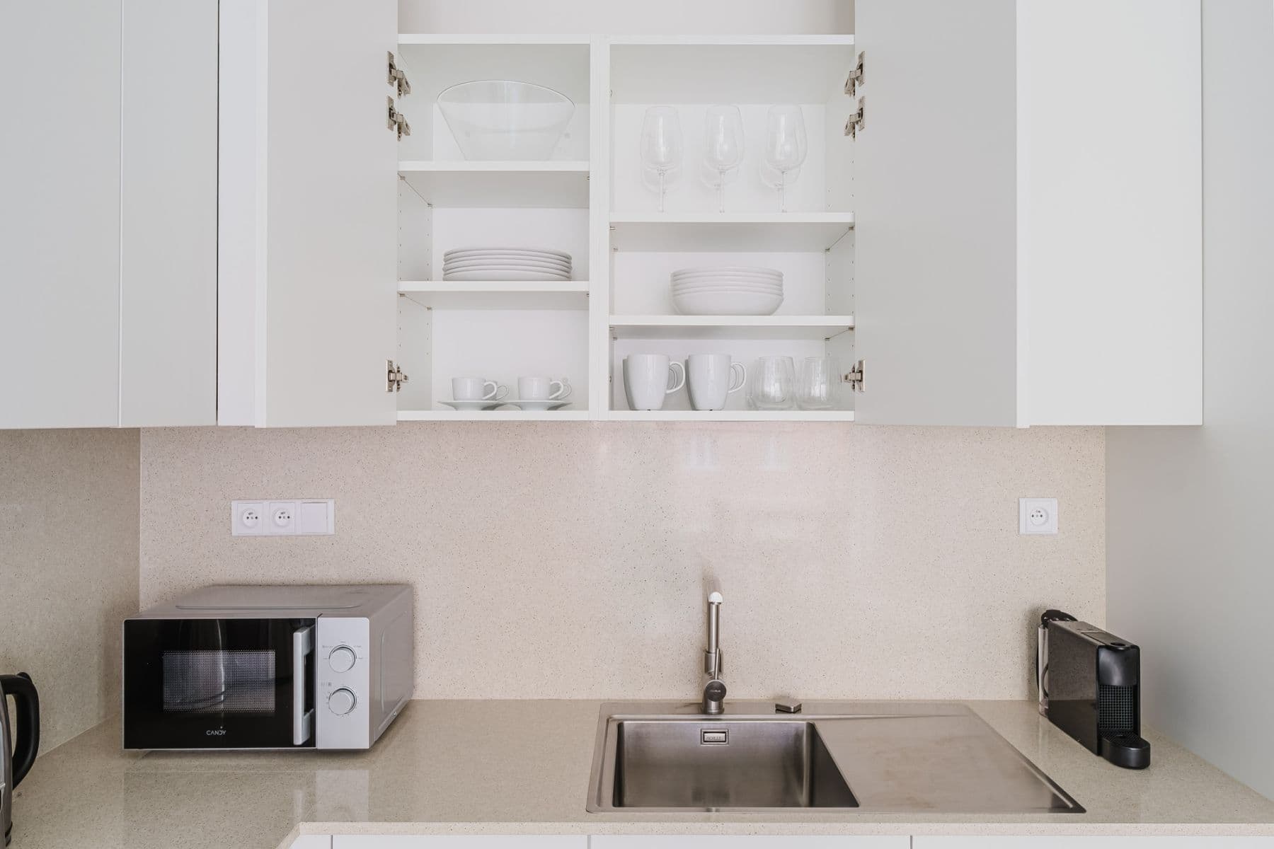Pronájem bytu  58 m², Vrbenského, Praha, Praha