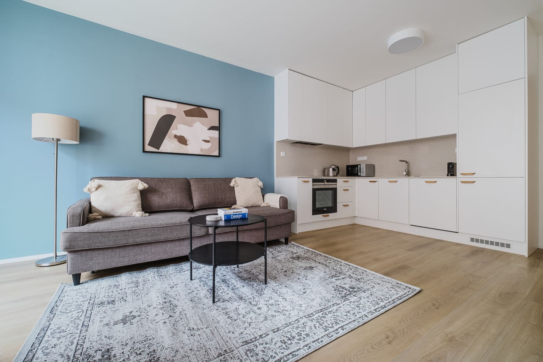 Pronájem bytu  58 m², Vrbenského, Praha, Praha