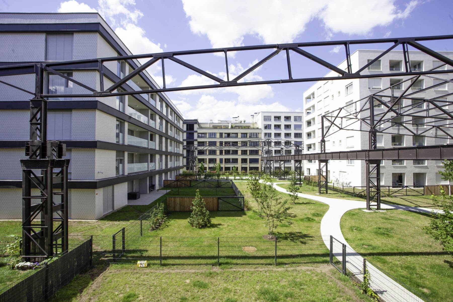 Pronájem bytu  61 m², Vrbenského, Praha, Praha