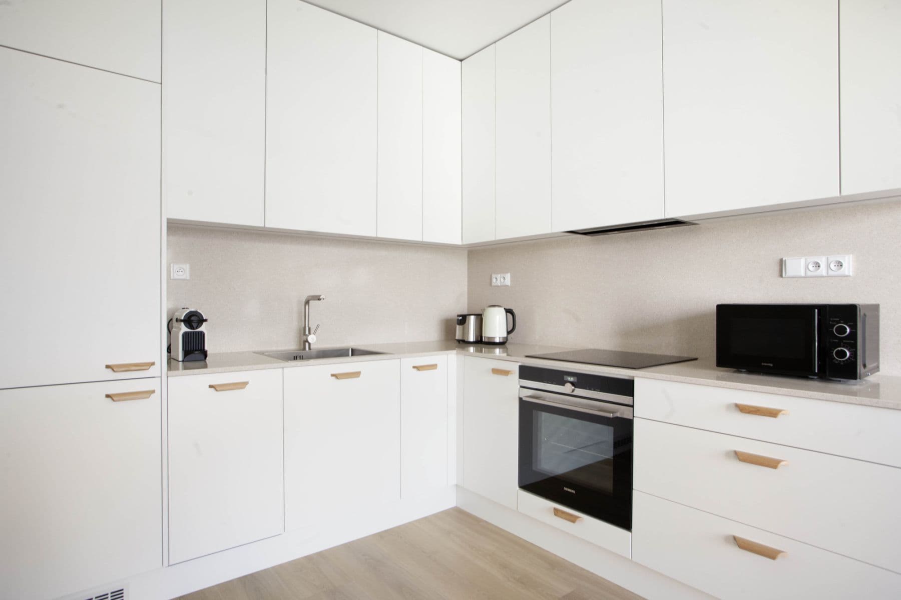 Pronájem bytu  61 m², Vrbenského, Praha, Praha