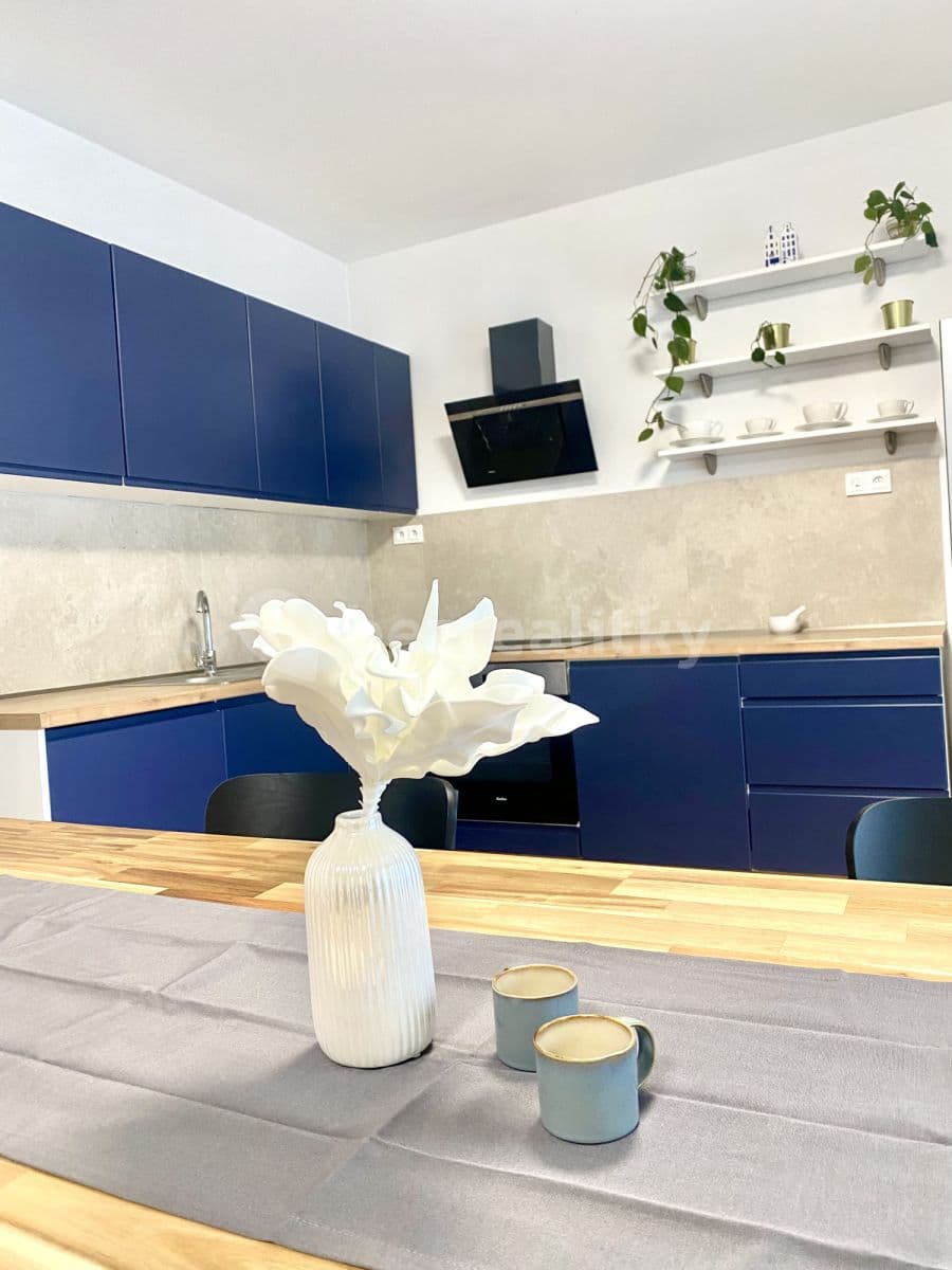 Pronájem bytu  74 m², Prosecka, Praha, Praha