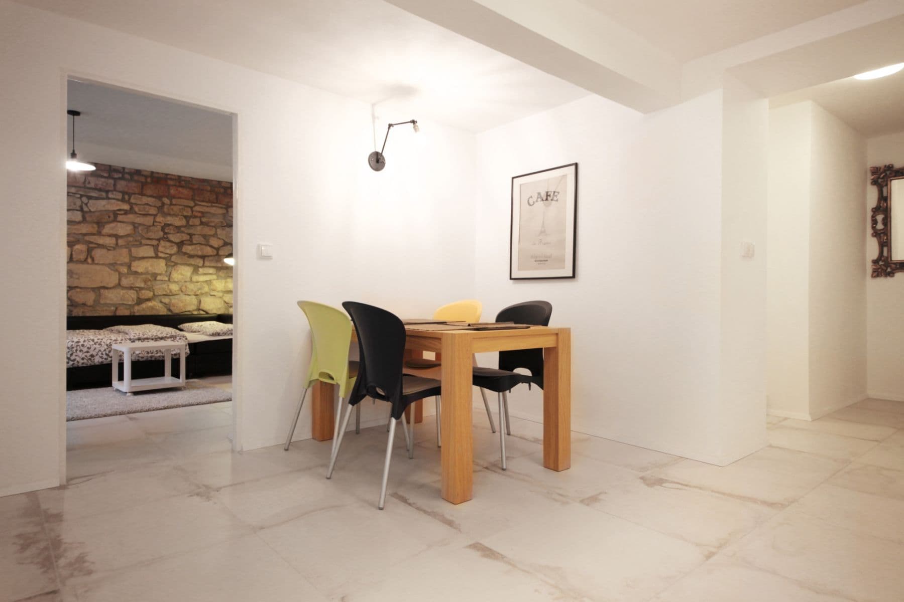 Pronájem bytu  82 m², Kosatcová, Praha, Praha