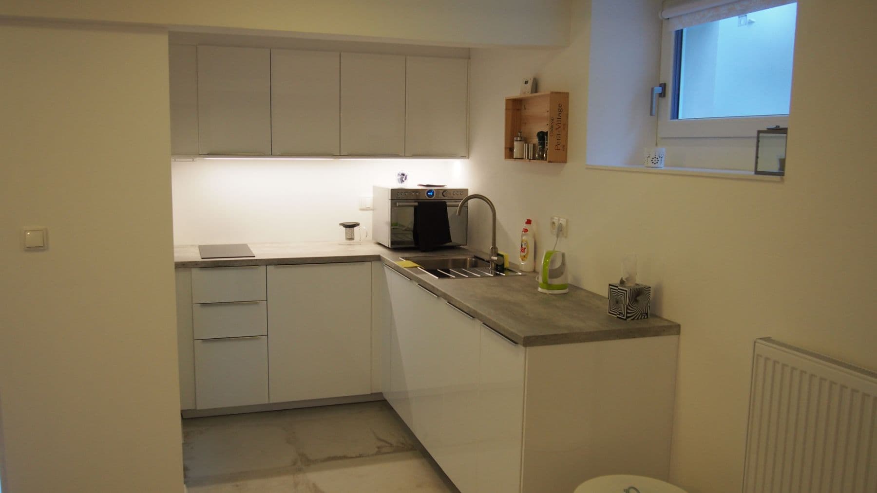 Pronájem bytu  82 m², Kosatcová, Praha, Praha