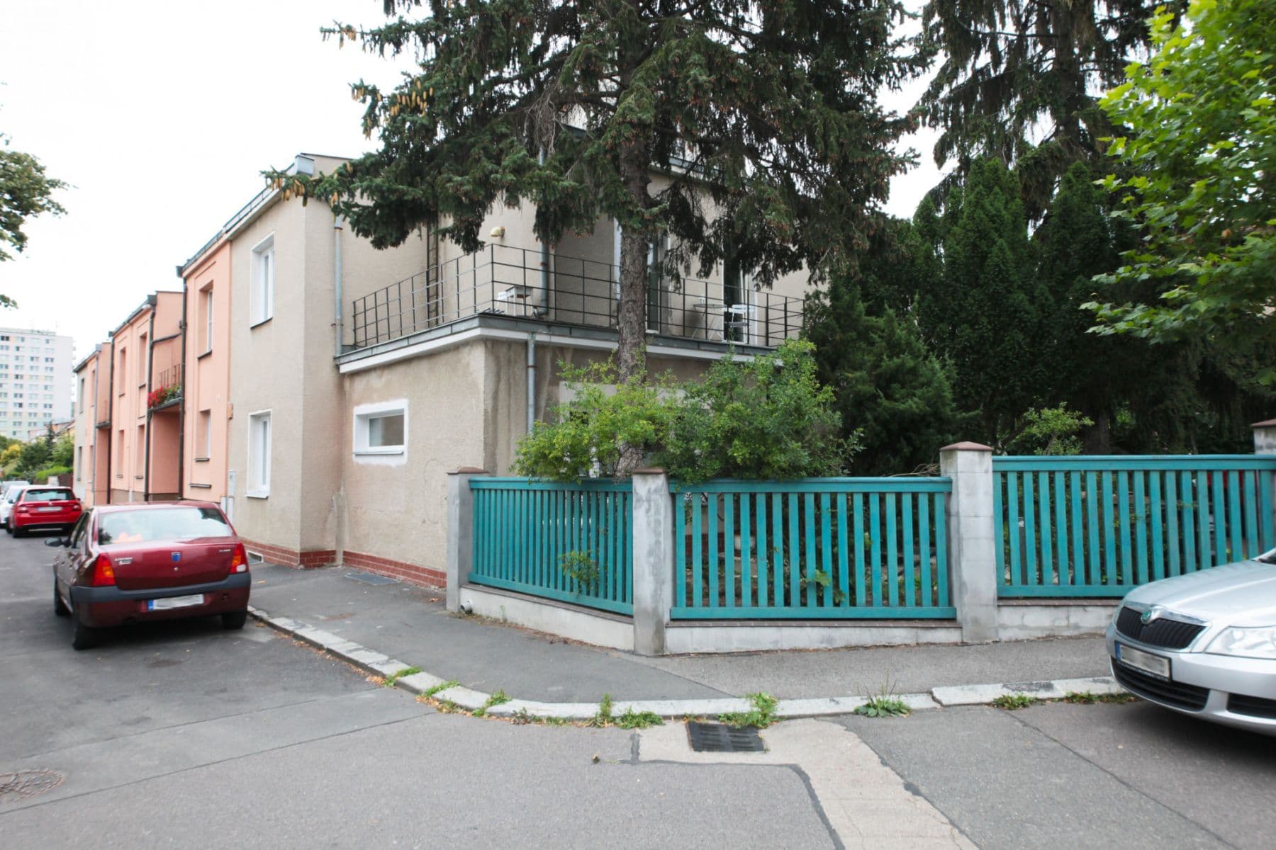 Pronájem bytu  82 m², Kosatcová, Praha, Praha