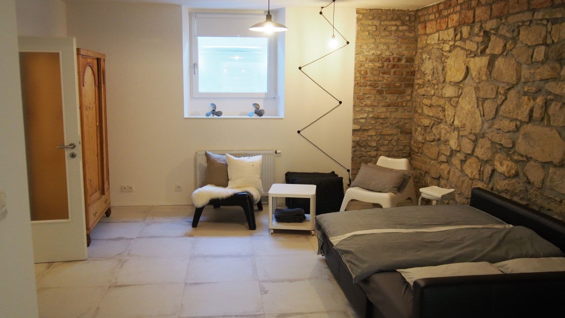 Pronájem bytu  82 m², Kosatcová, Praha, Praha