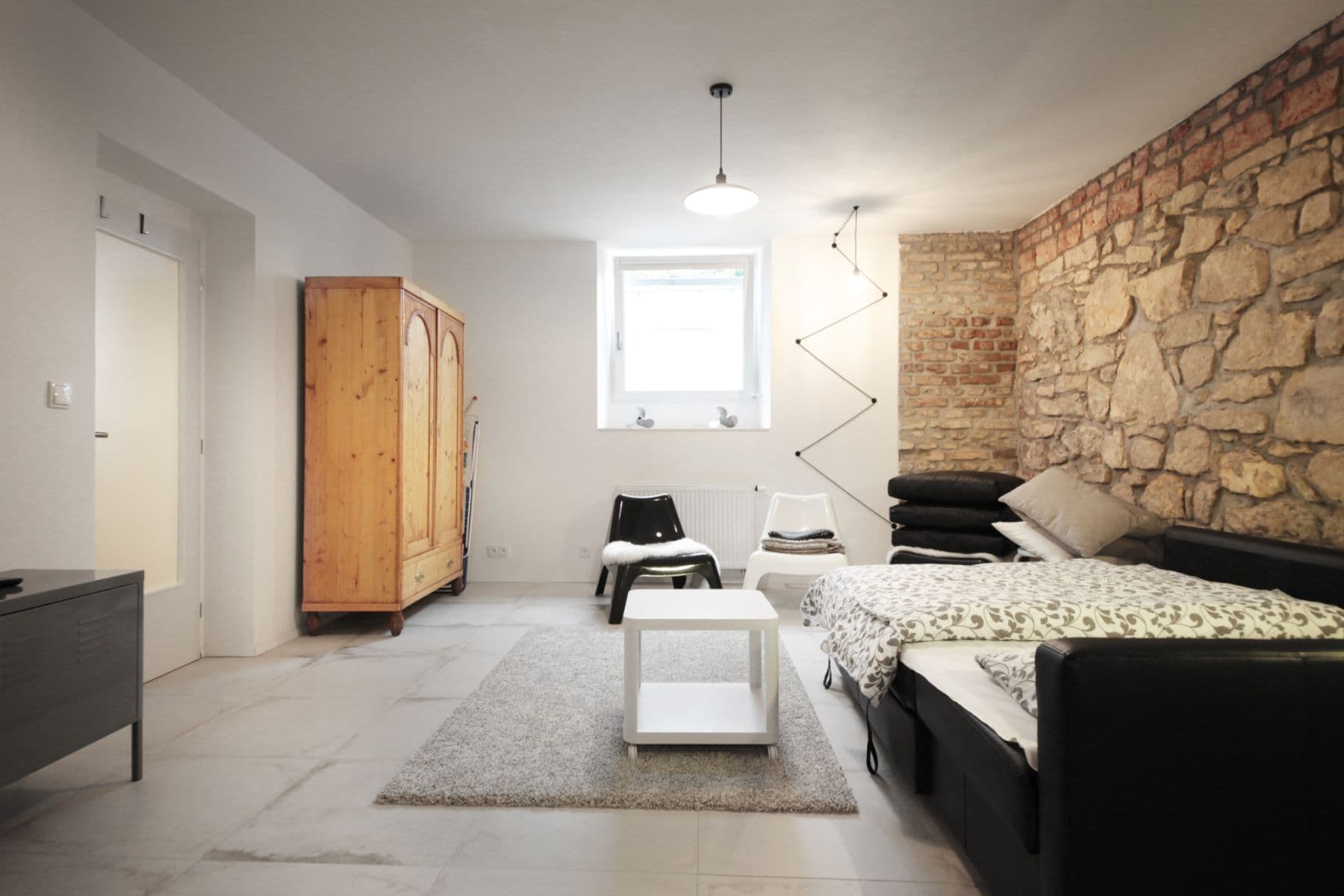Pronájem bytu  82 m², Kosatcová, Praha, Praha
