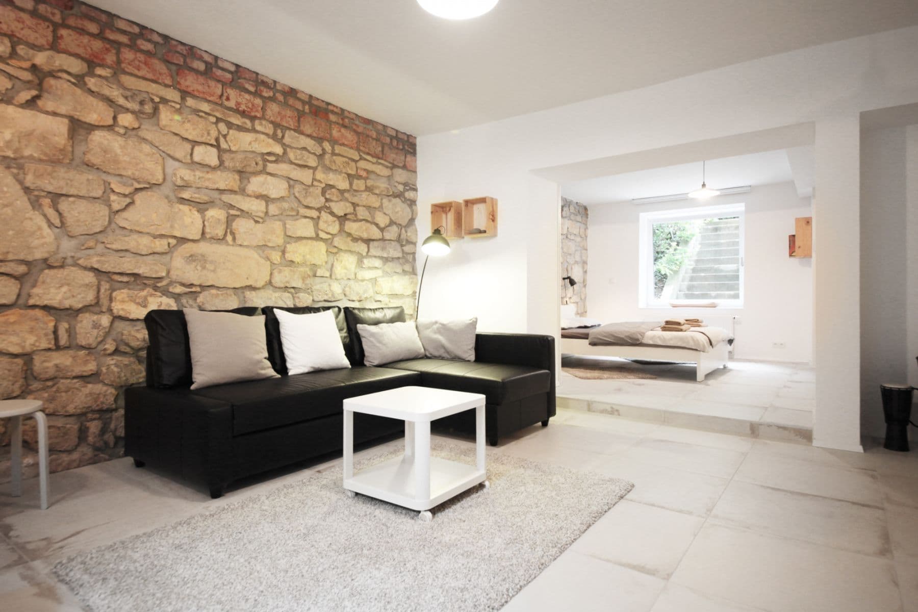 Pronájem bytu  82 m², Kosatcová, Praha, Praha