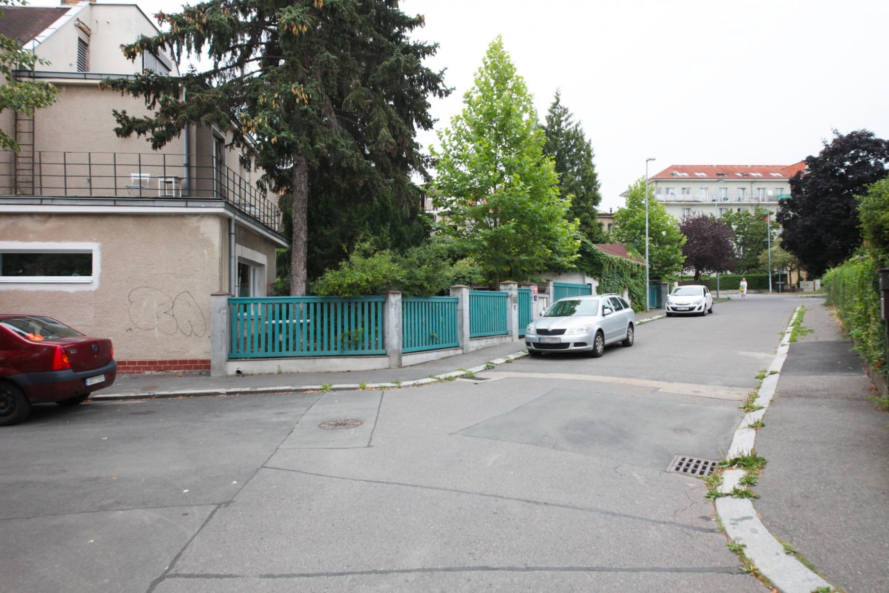 Pronájem bytu  82 m², Kosatcová, Praha, Praha