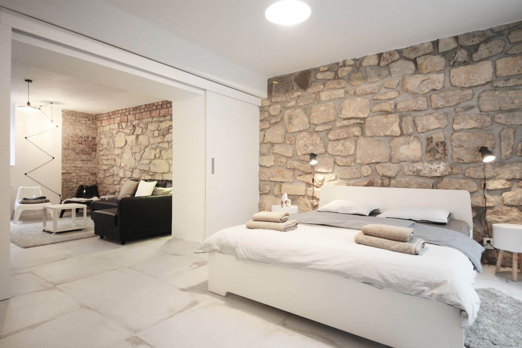 Pronájem bytu  82 m², Kosatcová, Praha, Praha