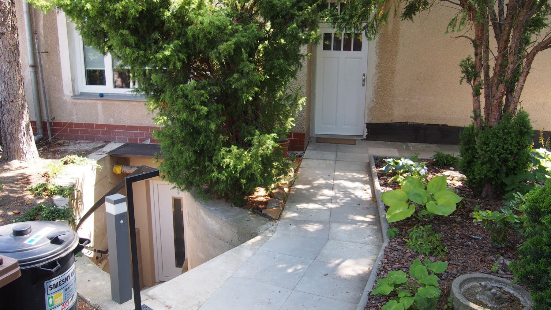 Pronájem bytu  82 m², Kosatcová, Praha, Praha