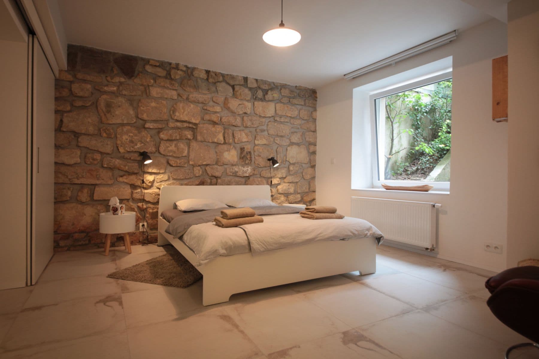 Pronájem bytu  82 m², Kosatcová, Praha, Praha