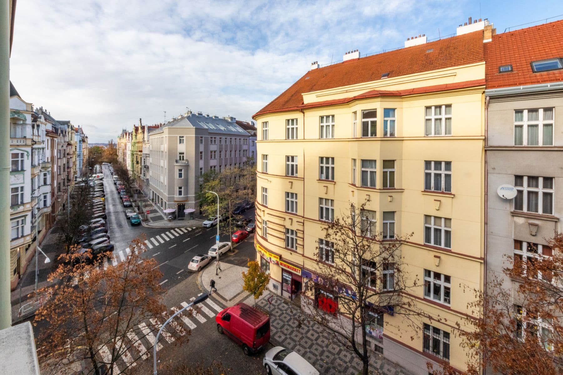 Pronájem bytu  36 m², Slavíkova, Praha, Praha